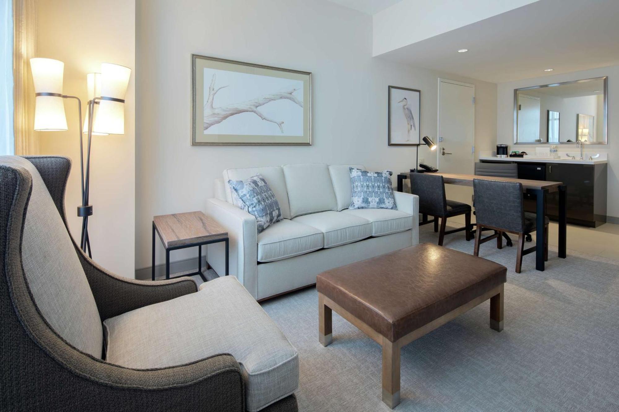 Embassy Suites St Augustine Beach Oceanfront Resort Сент-Огастин Экстерьер фото