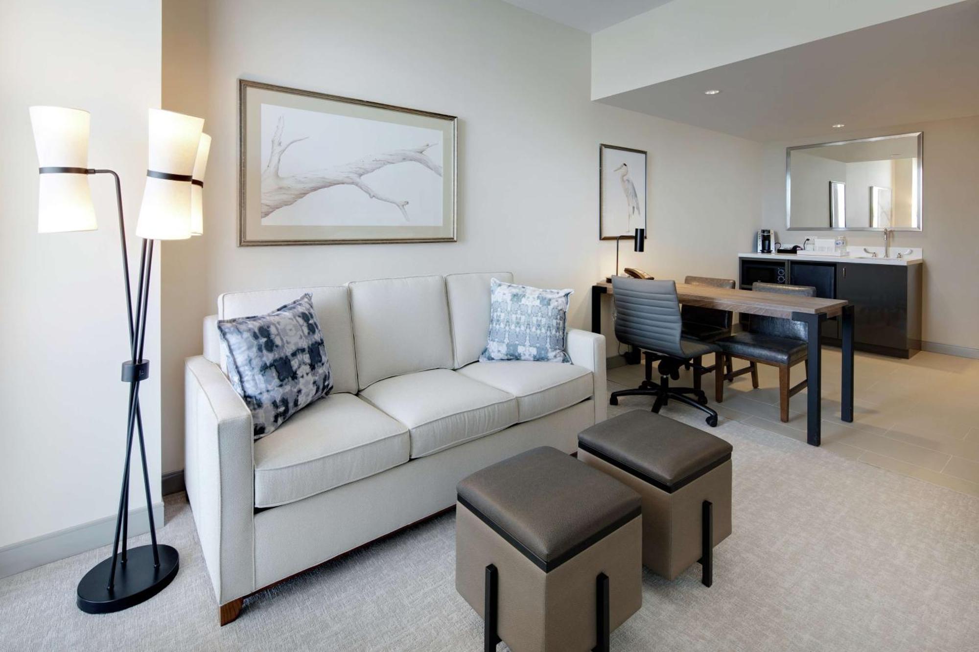 Embassy Suites St Augustine Beach Oceanfront Resort Сент-Огастин Экстерьер фото