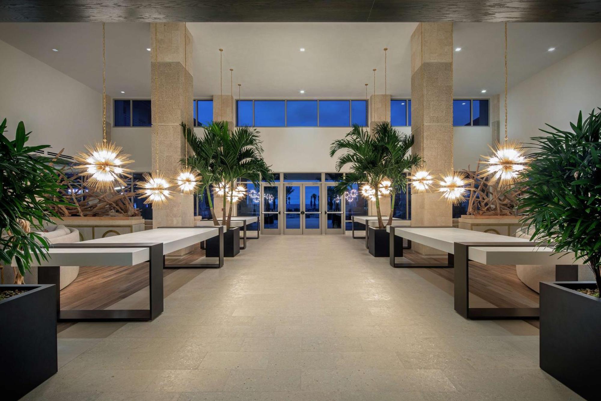 Embassy Suites St Augustine Beach Oceanfront Resort Сент-Огастин Экстерьер фото